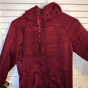 Athletic jacket, 90 degrees